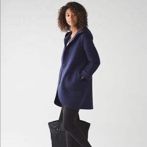 Lululemon City Bound Wrap, Size M